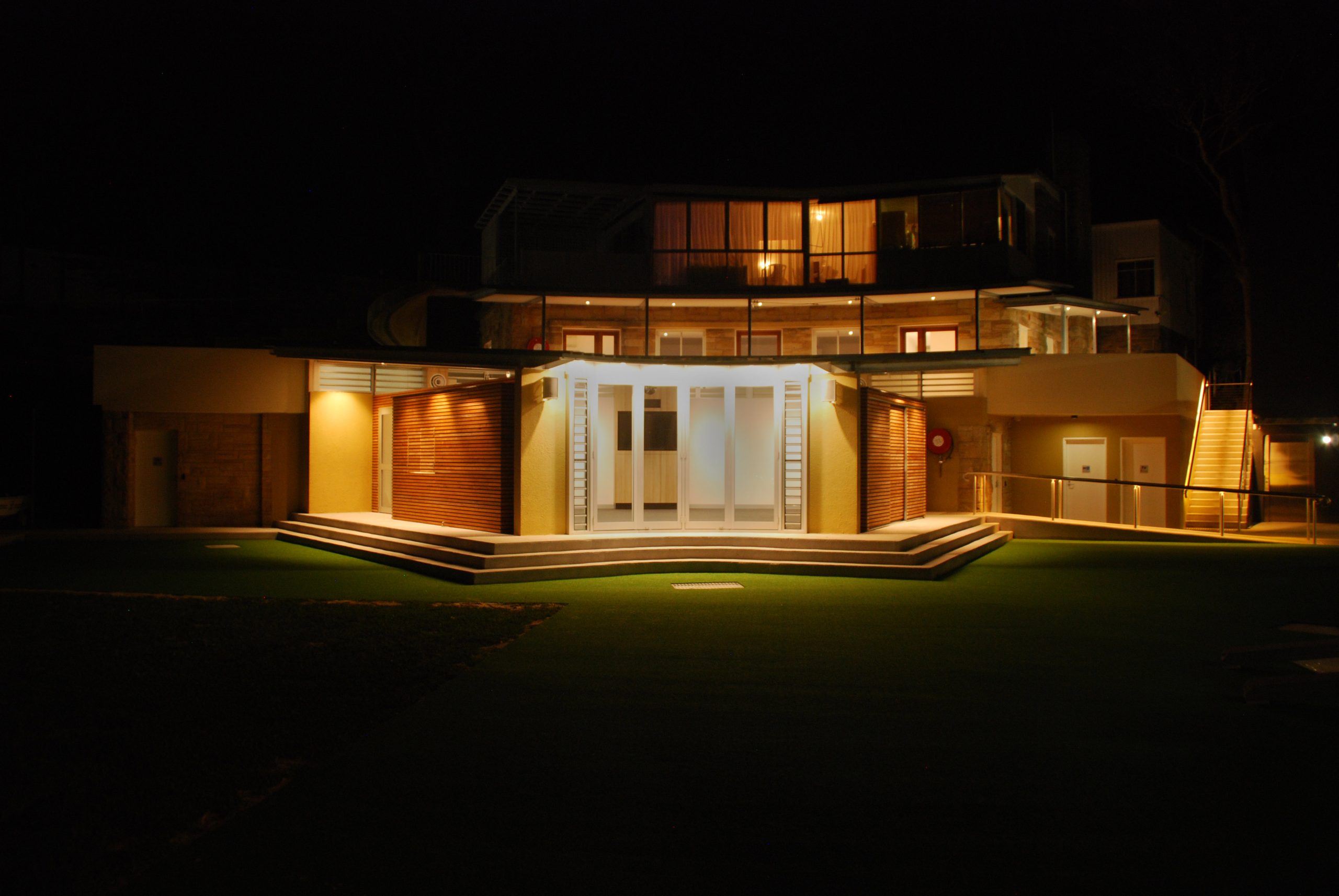 Royal Prince Alfred Yacht Club Moonbar